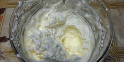 Шаг 3: рисовой каши с какао и взбитыми сливками