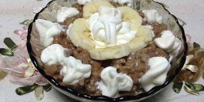 Шаг 5: рисовой каши с какао и взбитыми сливками