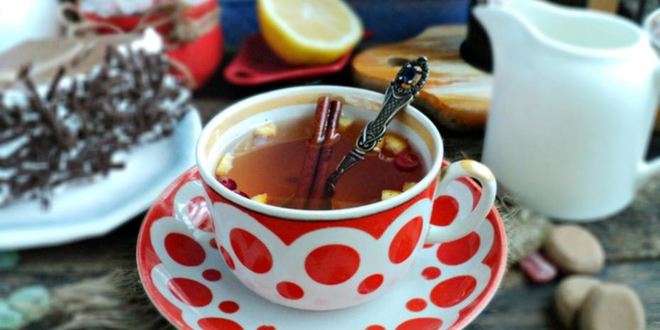 Рецепт Чая с апельсиновой коркой, клюквой и корицей