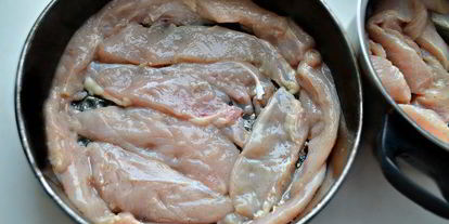 Шаг 4: куриных грудок, запеченных с грибами роза чайная