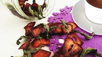 Рецепт Сушеной клубники с листьями на чай