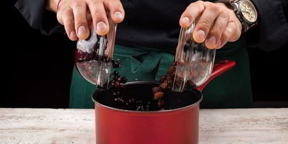 Шаг 3: витаминного чая с черной смородиной и шиповником