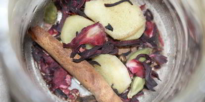 Шаг 1: безалкогольного глинтвейна из каркаде