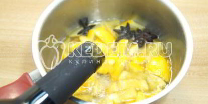 Шаг 4: глинтвейна из белого вина