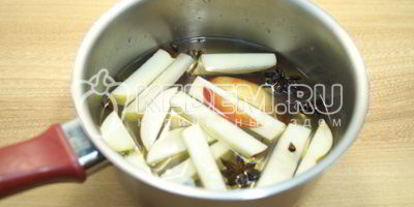 Шаг 3: яблочного глинтвейна