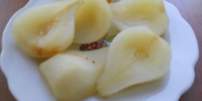 Шаг 3: груш вареных в сиропе