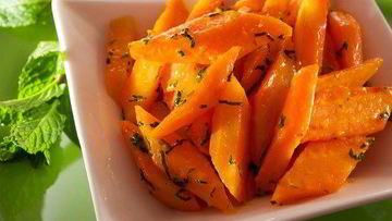 Рецепт Карамелизованной моркови в кленовом сиропе