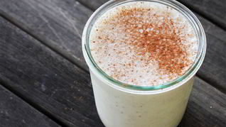 Рецепт Кефирного коктейля с яблоками и медом