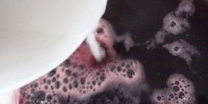 Шаг 4: киселя из смородинового варенья