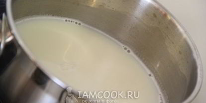 Шаг 4: молочного киселя с вишневым конфитюром