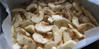 Шаг 4: пляцка яблоки под кисельным небом