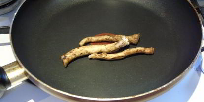 Шаг 1: кофе иза корнея одуванчики