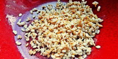 Шаг 1: кофе с кунжутом