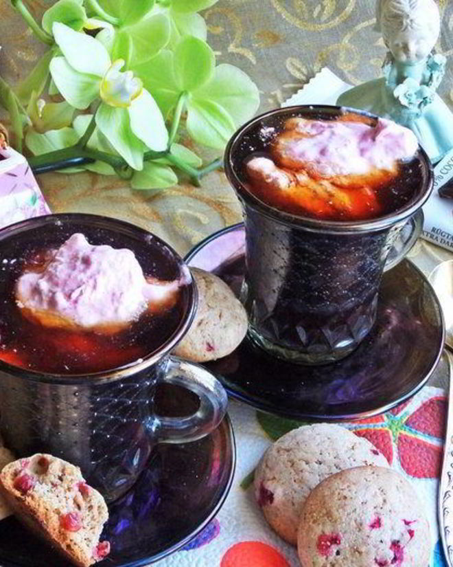 Рецепт кофе с малиновыми сливками