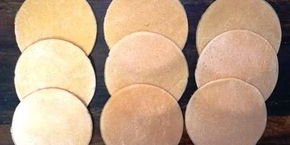 Шаг 4: свиной вырезки в кофейной панировке с пастой