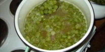 Шаг 3: крыжовника в сиропе