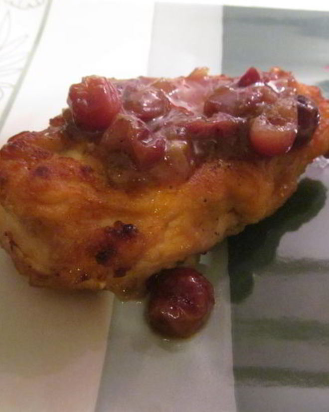 Рецепт куриных грудок с кленовым сиропом и клюквой