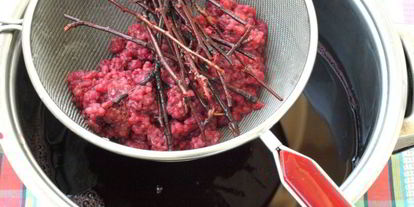 Шаг 3: малинового ликера