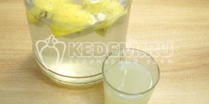 Шаг 2: лимонада из лимонов с мятой