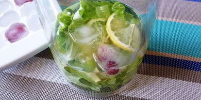 Шаг 2: лимонада свежесть из листьев салата