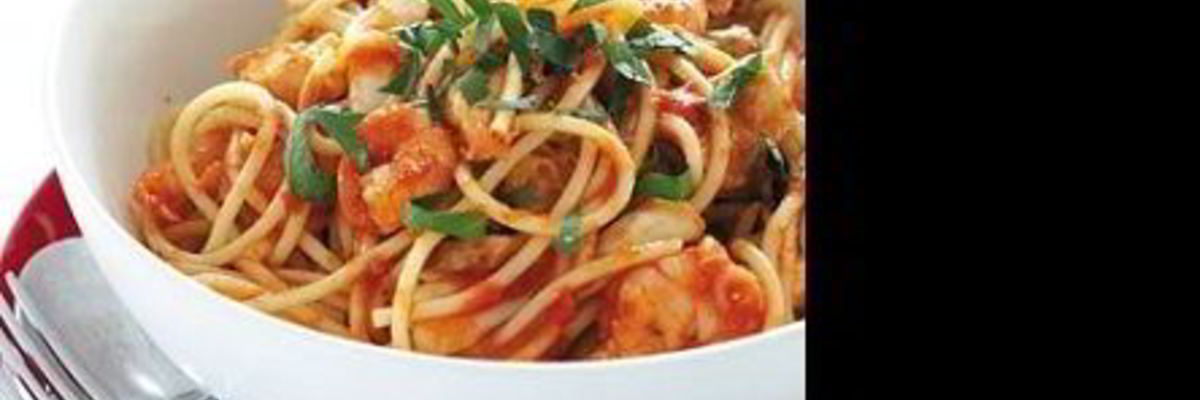 Рецепт Макарон с морским коктейлем