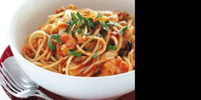 Рецепт макарон с морским коктейлем