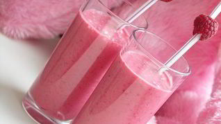 Рецепт Малинового коктейля с корицей