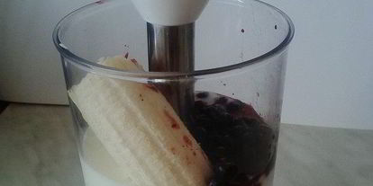 Шаг 2: бананова-черничного смузи