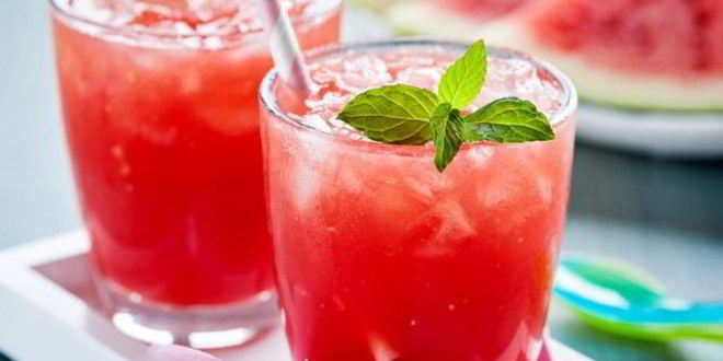 Рецепт фитнеса смузи арбуз-грейпфрут-кокос