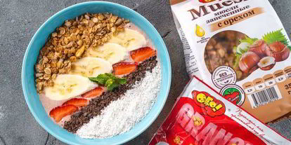 Шаг 4: клубничного смузи-боул