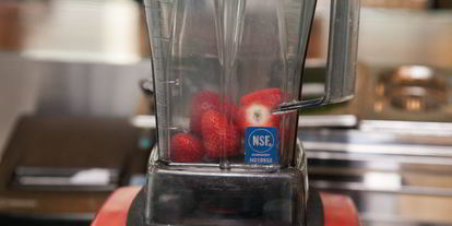 Шаг 1: клубничного смузи с овсянкой