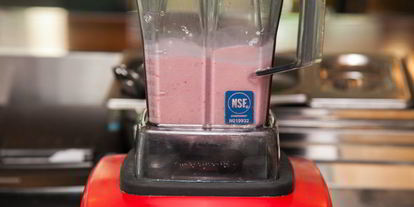 Шаг 5: клубничного смузи с овсянкой