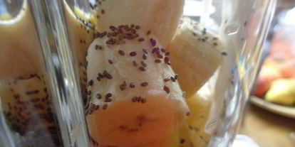 Шаг 3: смузей ананас-банан с семенами чиа