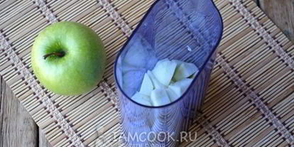 Шаг 3: смузей из киви, банана и яблока