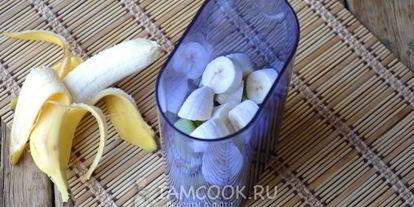 Шаг 5: смузей из киви, банана и яблока