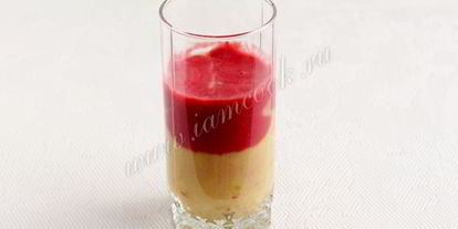 Шаг 7: смузей из персика и малины