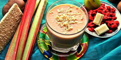 Шаг 9: смузей из ревеня, киви и банана