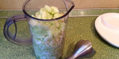 Шаг 2: смузей из сельдерея и яблок для похудения