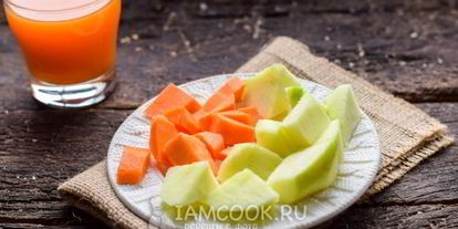 Шаг 3: смузей из сельдерея с апельсиновым соком, морковью и яблоком