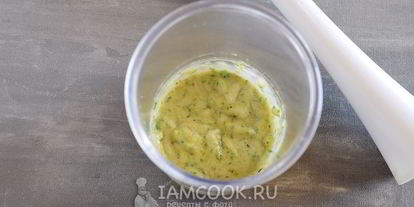 Шаг 6: смузей с сельдереем и семенами льна