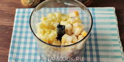 Шаг 3: смузей с яблоком и грушей