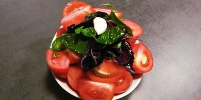 Шаг 1: томатна-базиликового смузи с чесноком