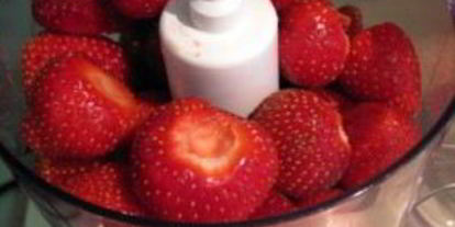 Шаг 3: витаминного напитка из клубники и манго