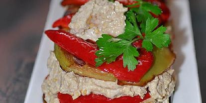 Шаг 7: чесночно-орехового салат с баклажанами и перцем