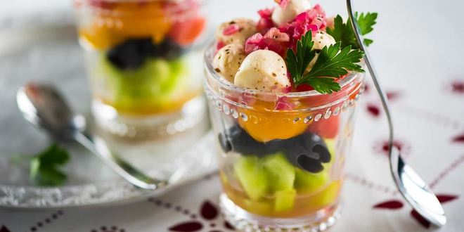 Рецепт греческого салата с моцареллой