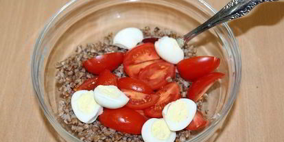 Шаг 1: гречневого салата с моцареллой