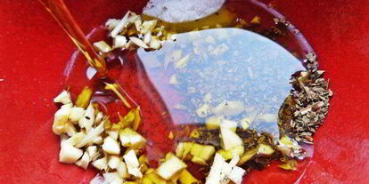 Шаг 4: гречневого салата с овощами и салями