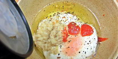 Шаг 11: теплого салата из гречки с колбасками и сыром