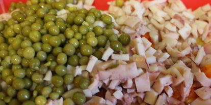 Шаг 1: картофельного салата с кальмарами