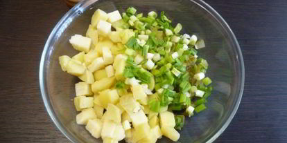 Шаг 3: картофельного салата с копченой рыбой